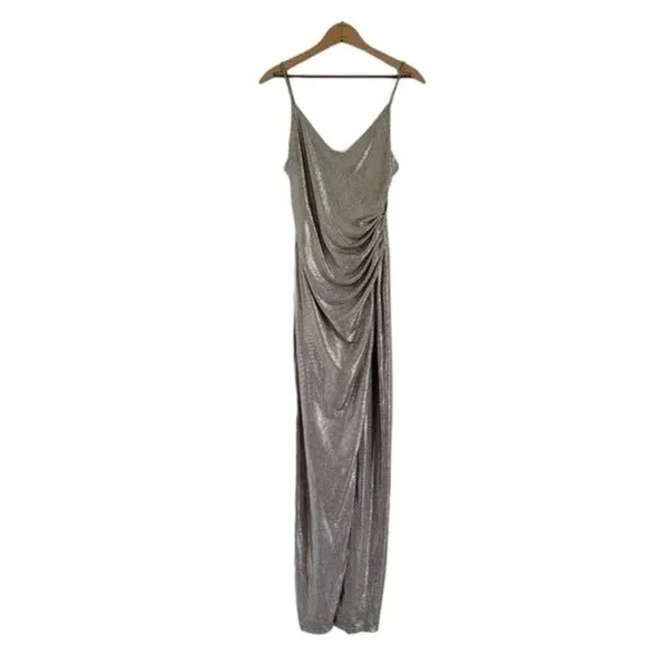 Betsy &amp; Adam Dresses Betsy &amp; Adam Silver Metallic Evening Size 2