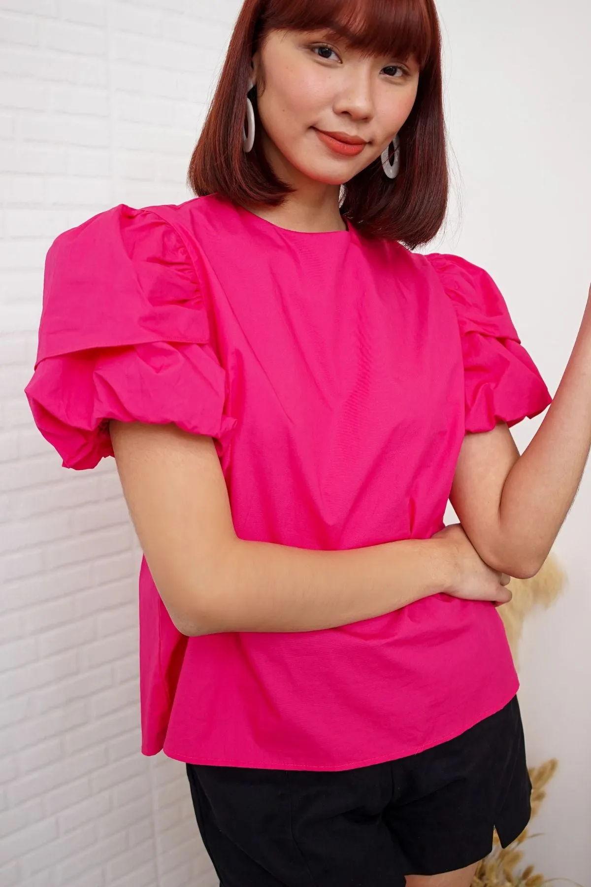 CATALEYA Poplin Puff-Sleeve Top (Magenta)