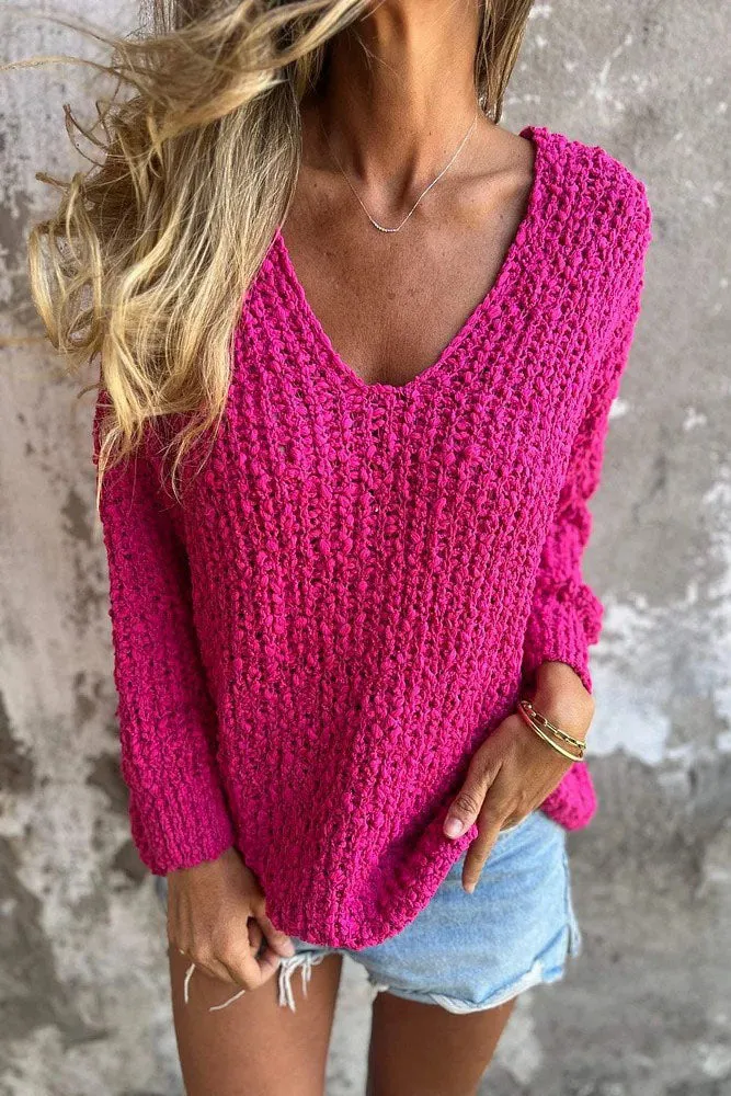 Gemütlicher, grob gestrickter Pullover von WOLFFMODE mit V-Ausschnitt und langen Ärmeln