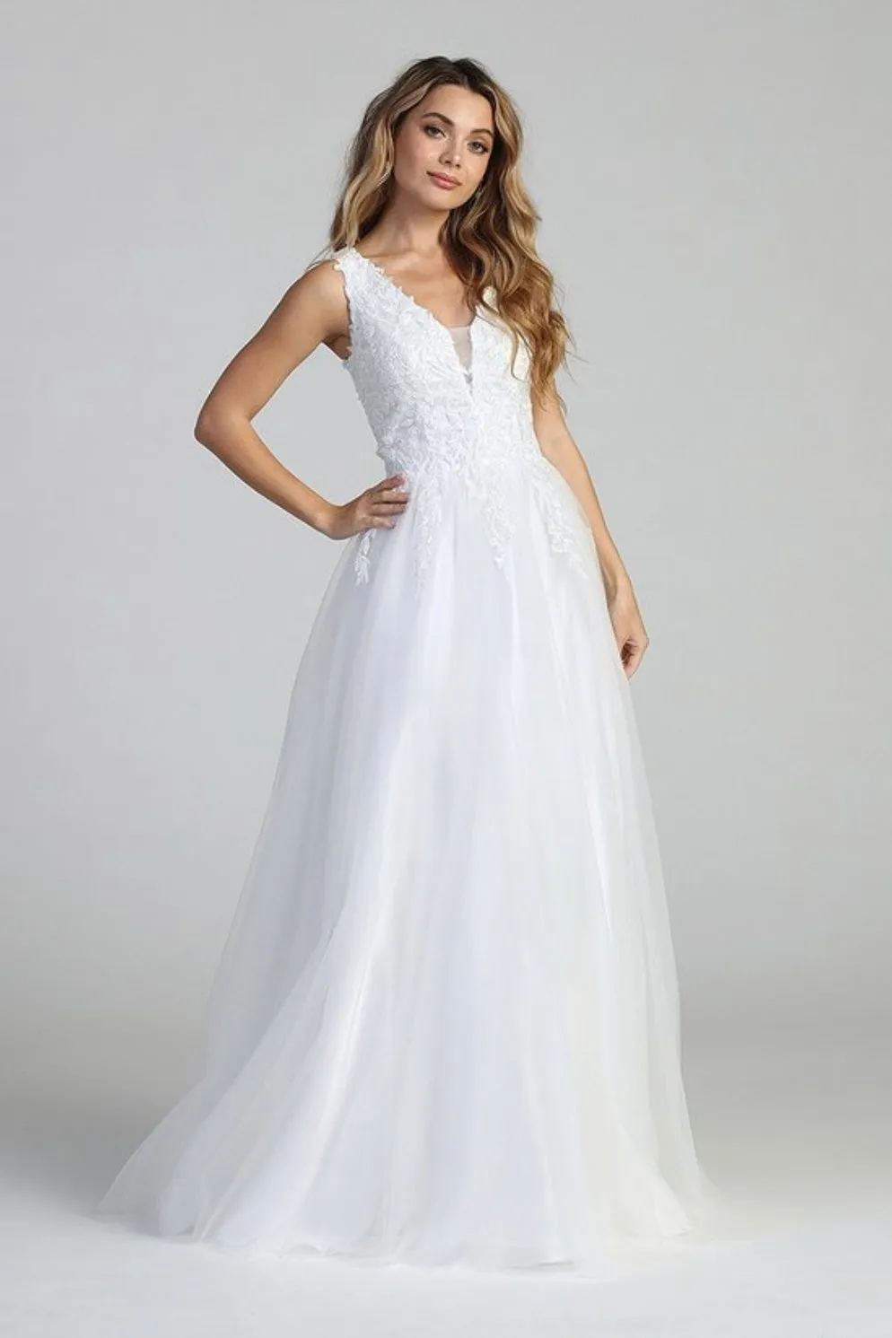 Let’s Evening Gowns 7693L