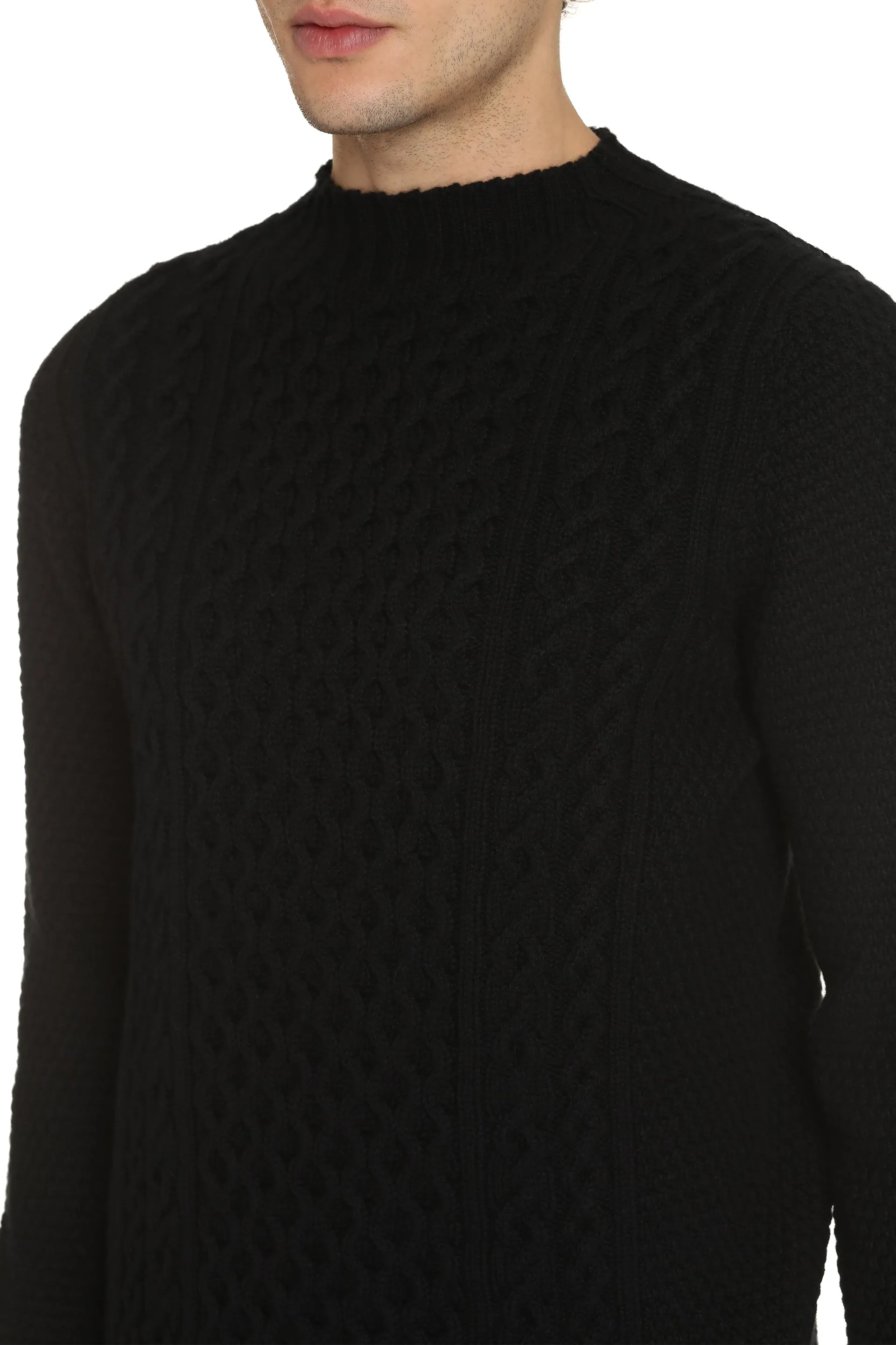 Long sleeve crew-neck sweater