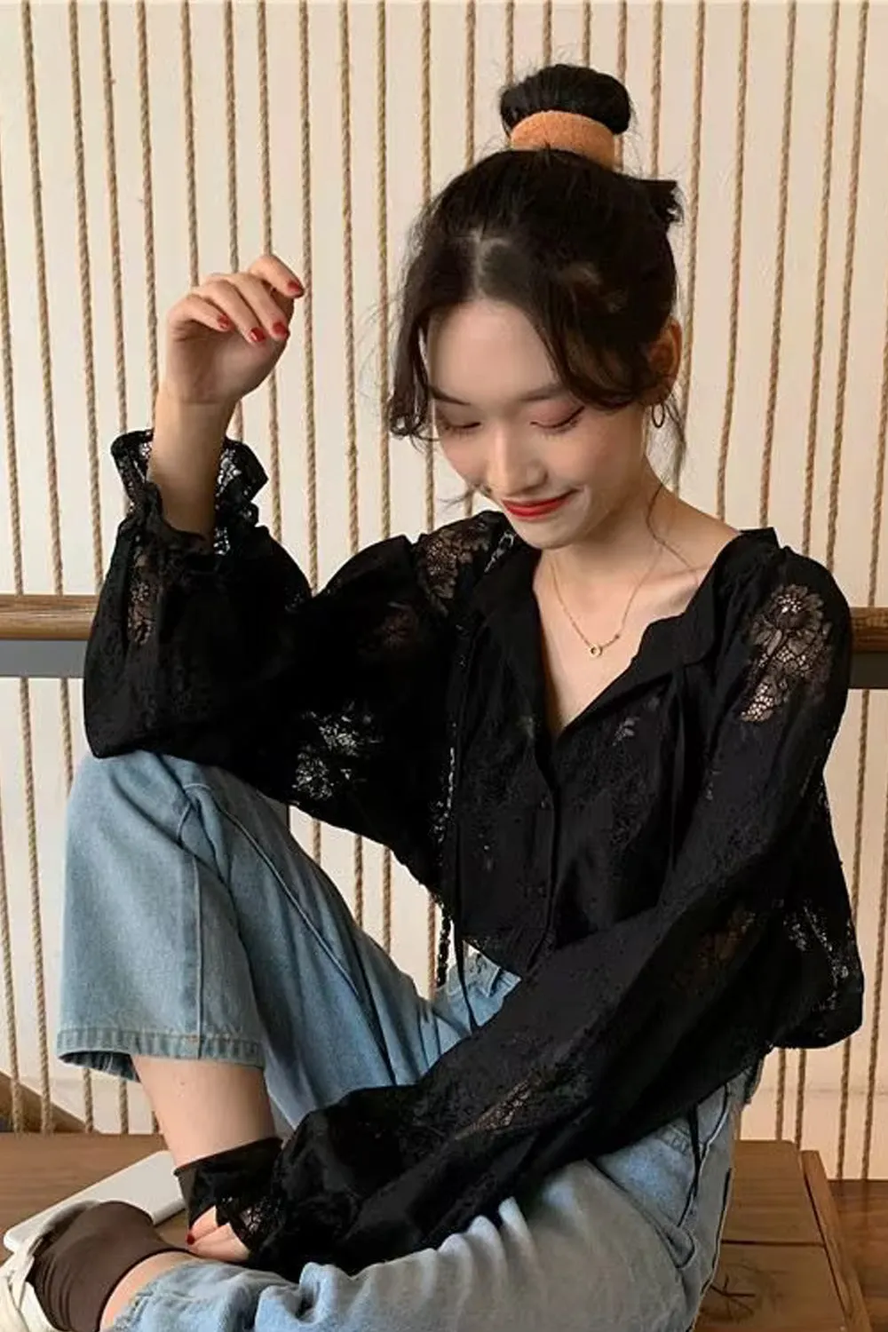 Long Sleeve Loose V-Neck Lace Blouse Shirt