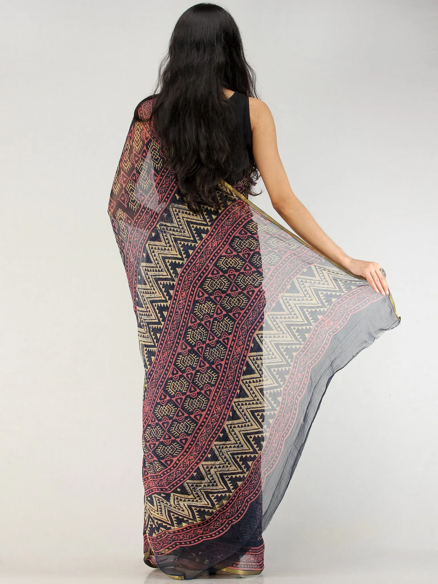 Navy Onion Pink Hand Block Printed Chiffon Saree with Zari Border - S031704562