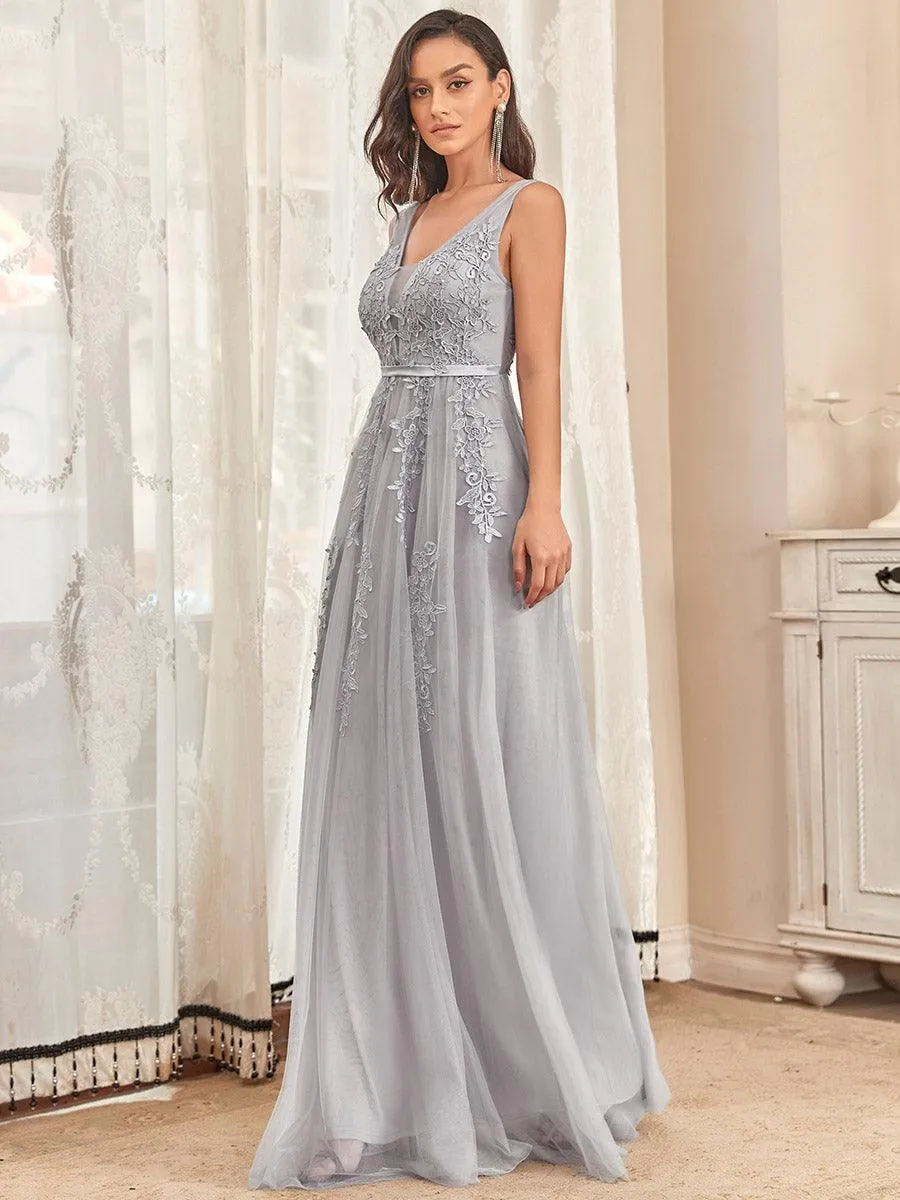 Taille personnalisée robe de soirée élégante sans manches en tulle fluide