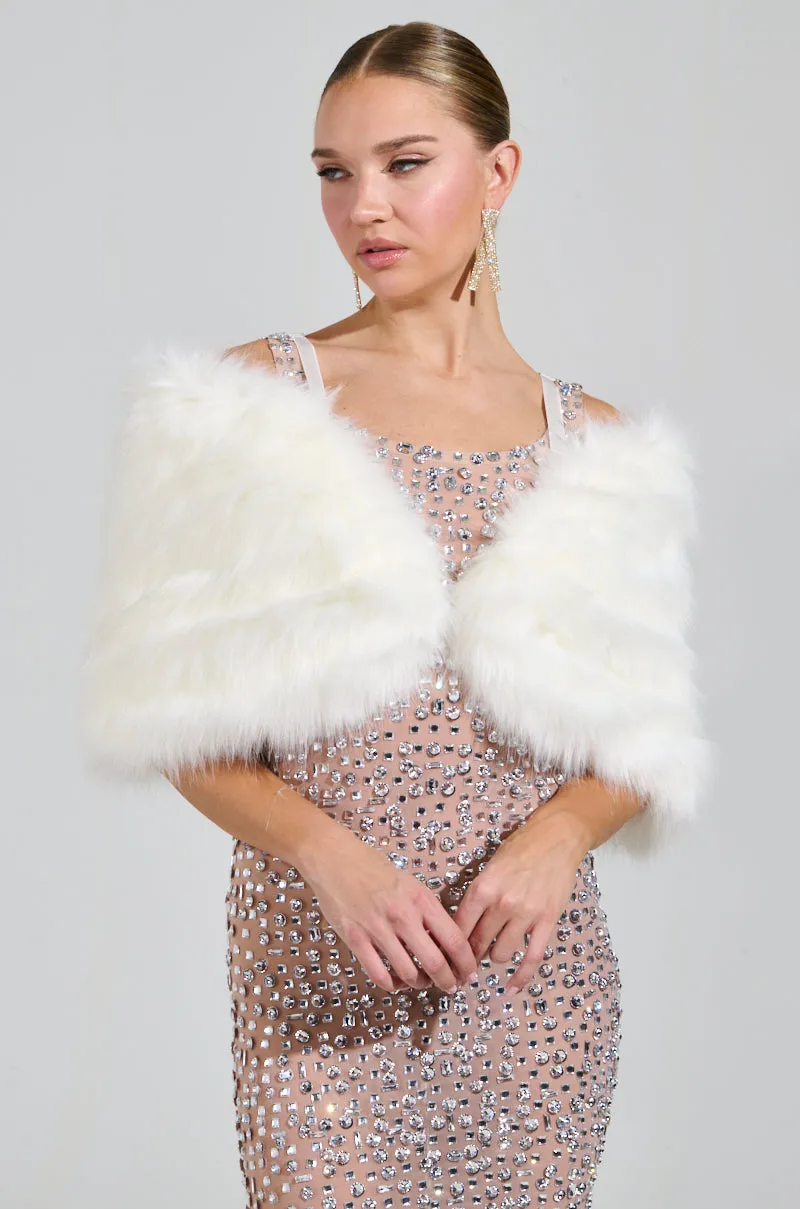 TO THE GALA FAUX FUR SHAWL