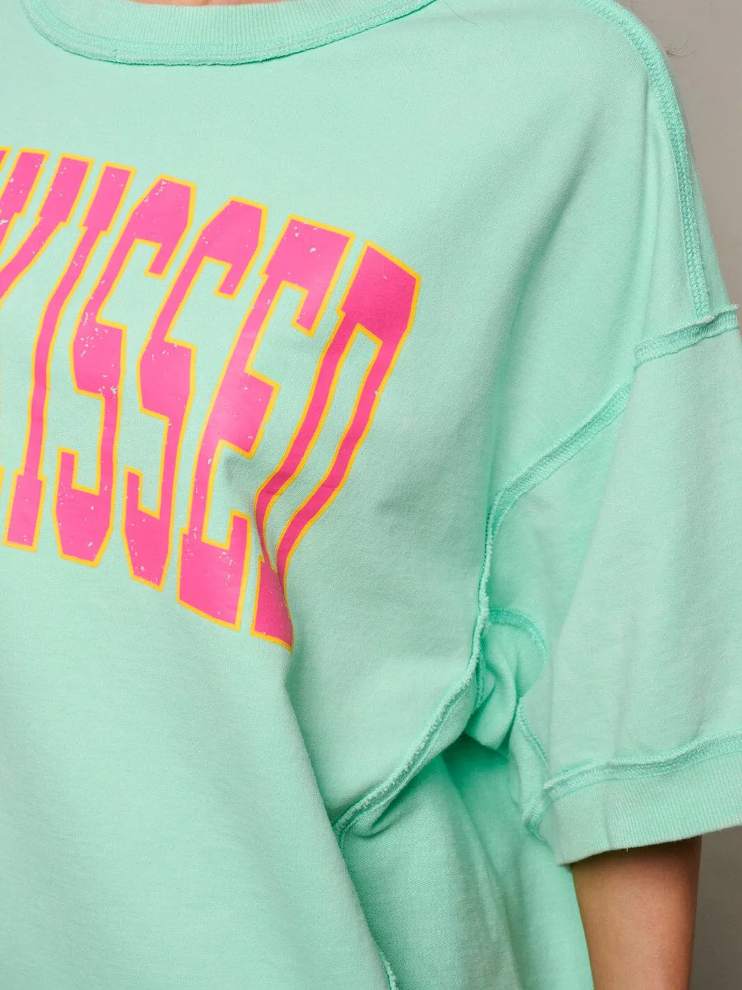 WOMEN'S SHORT SLEEVE GRAPHIC TOP