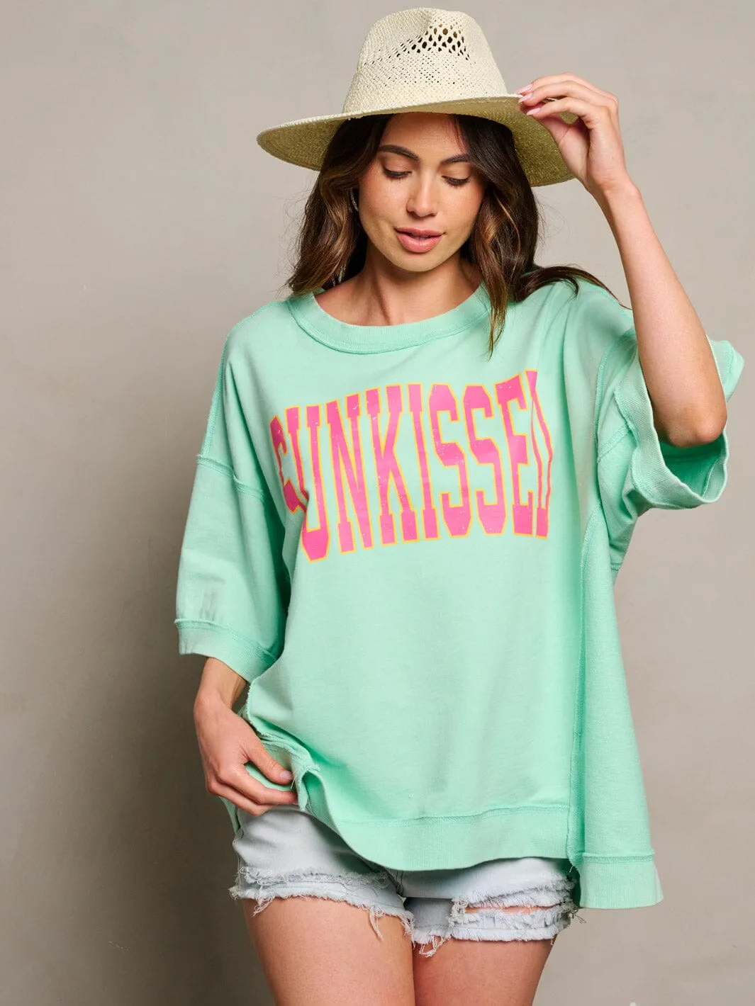 WOMEN'S SHORT SLEEVE GRAPHIC TOP