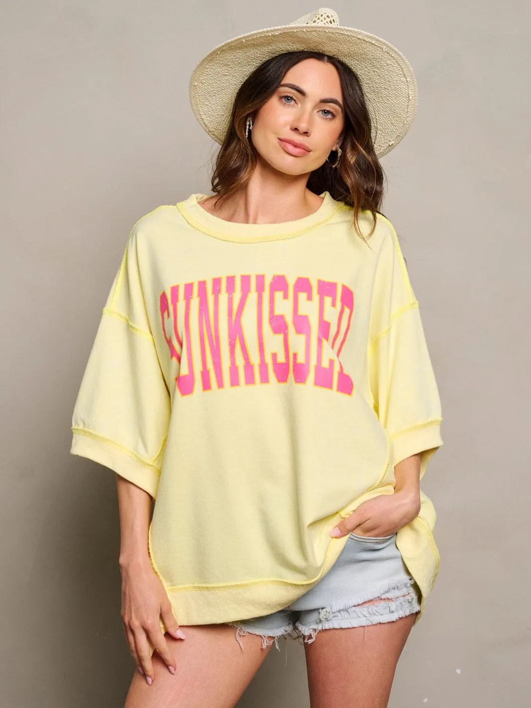WOMEN'S SHORT SLEEVE GRAPHIC TOP