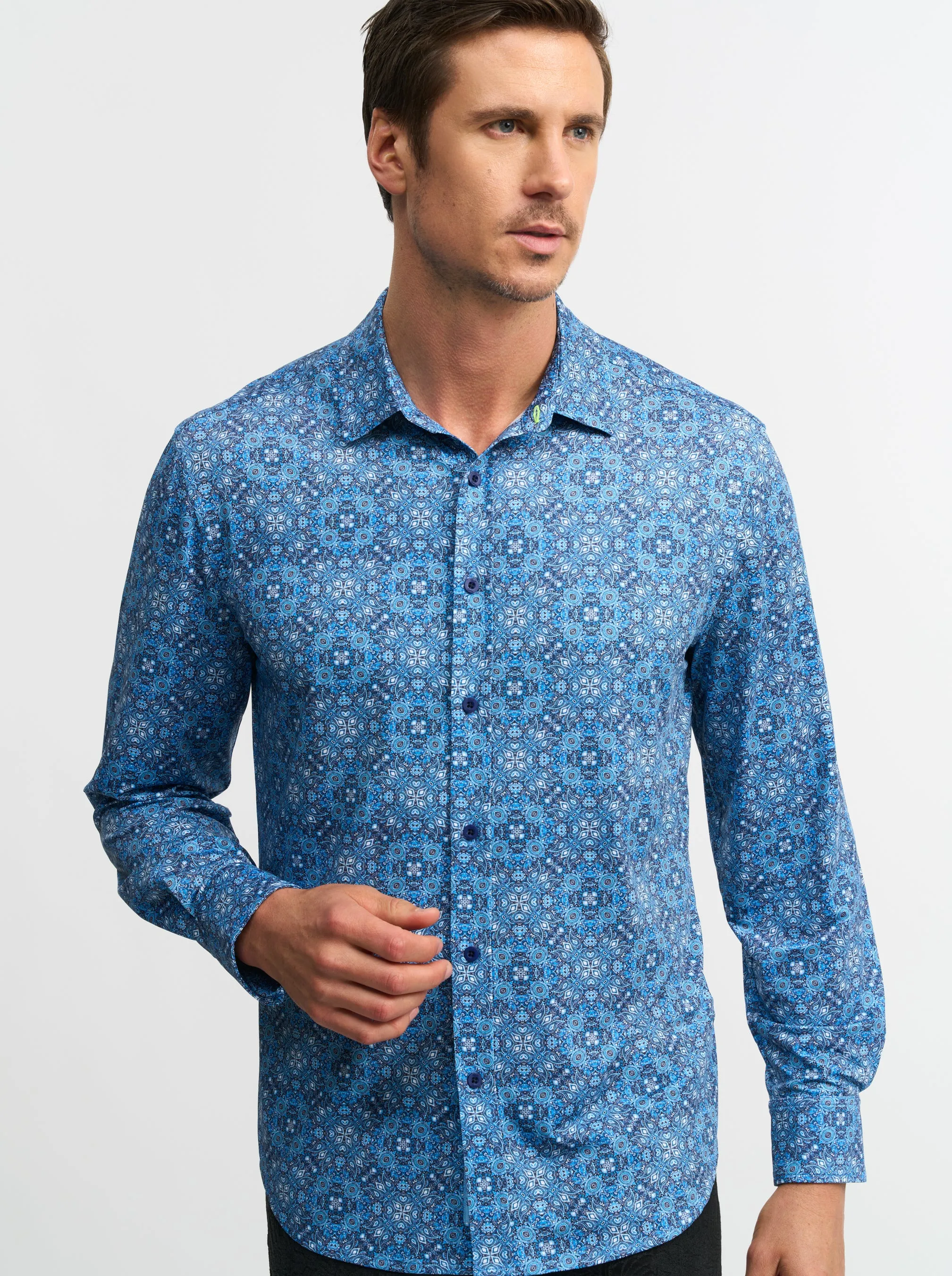 ZANTE LONG SLEEVE BUTTON DOWN SHIRT